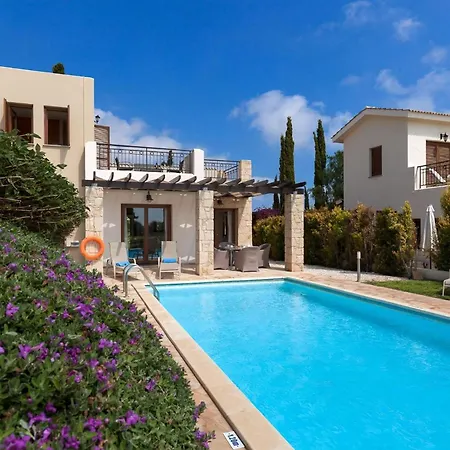 Aphrodite Hills Junior Junior J032 Air Conditioning Private Pool 2 Bedrooms P Paphos